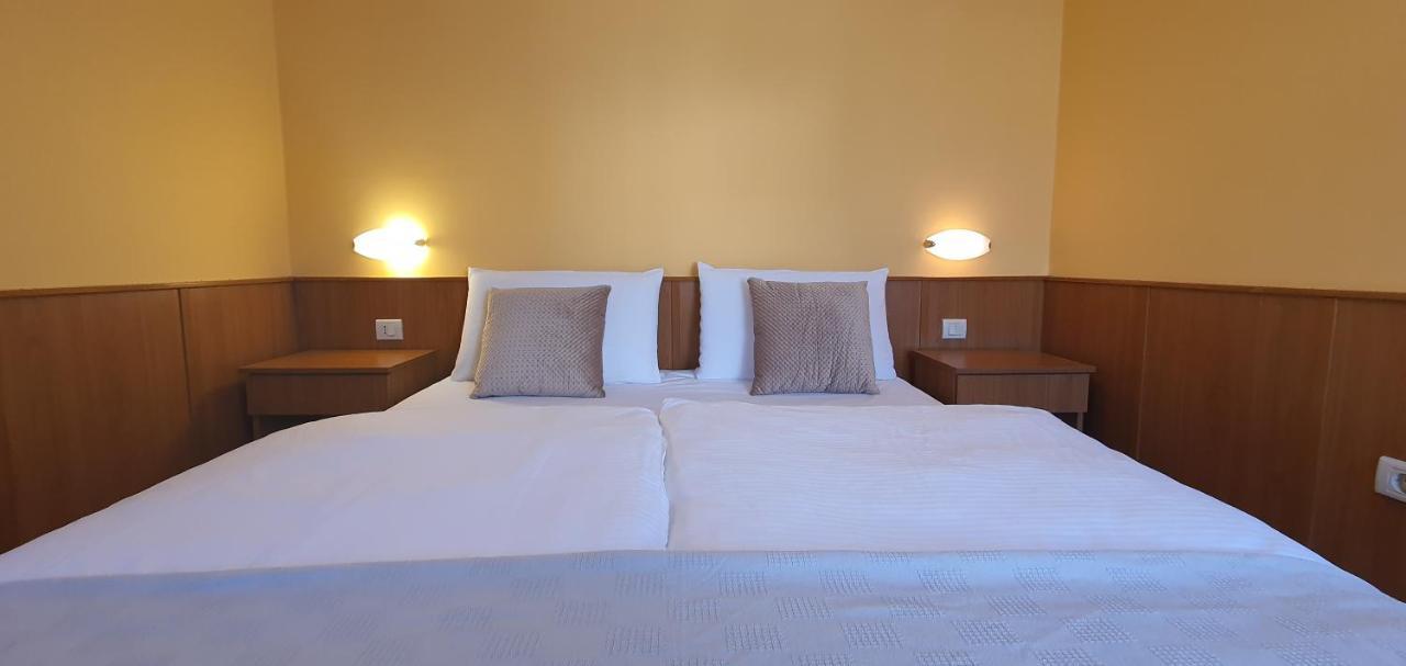 Garni Stanger Otel Lovran Dış mekan fotoğraf